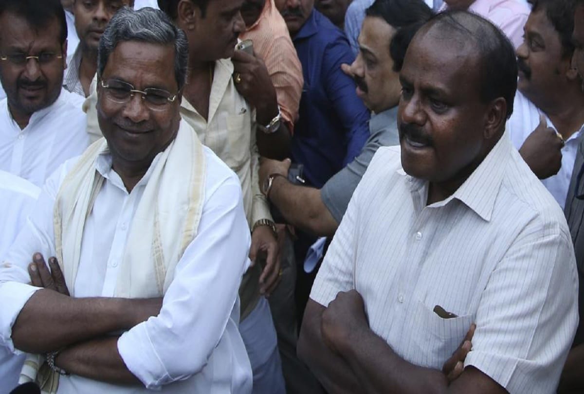 Case filed against Kumaraswamy, Siddaramaiah for obstructing IT officials from discharging duties