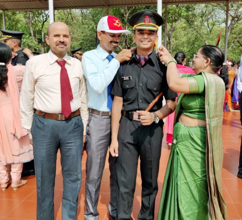 सेना में लेफ्टिनेंट पद पर हुआ विवेक सोमानी का चयन, खुशी