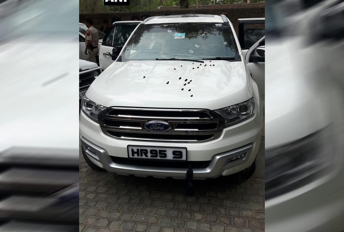 rajesh bharti killed in encounter in delhi, most wanted gangster 
