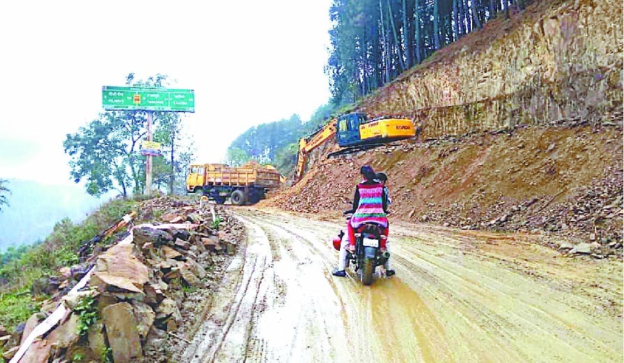 Dust only dust near singda