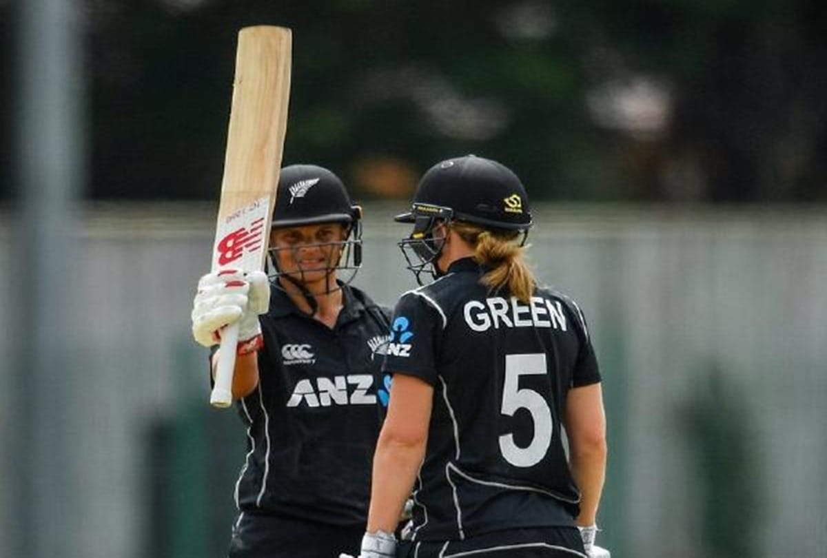 New Zealand women make record ODI total against Ireland in Dublin