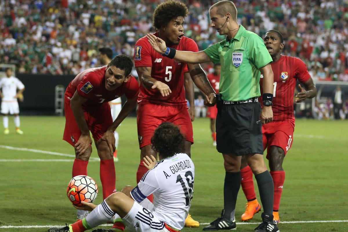 panama football team Luggage theft before start fifa world cup 2018