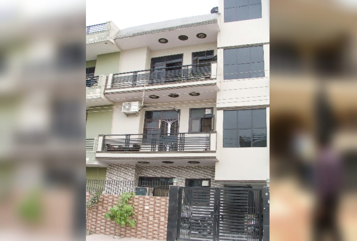 having more than one residential property than also gets tax rebate
