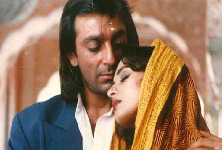 SANJAY DUTT AND MADHURI DIXIT HIDDEN LOVE STORY  AND THE SECRET BEHIND IT