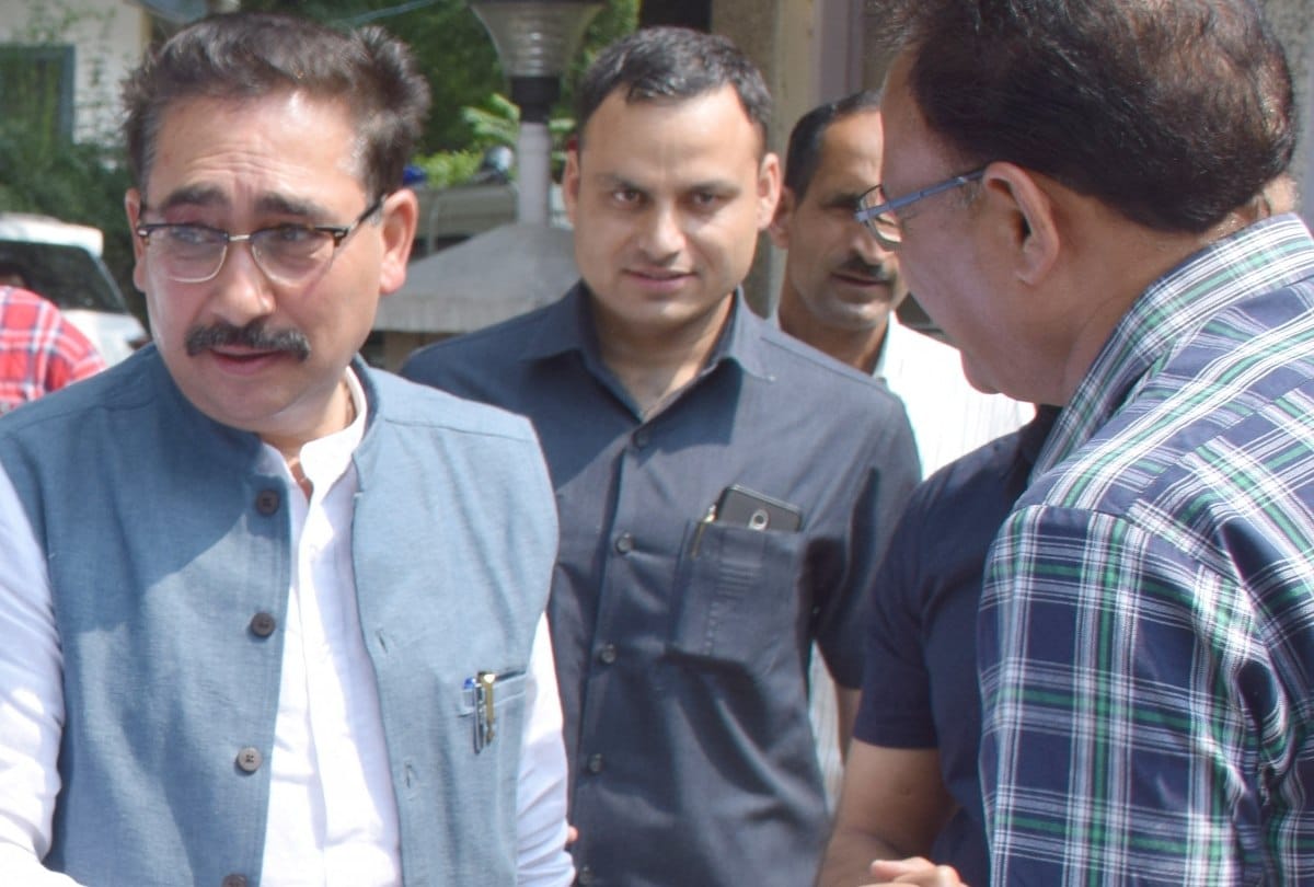 eye donation center in every distt of himachal pradesh soon : Vipin Parmar