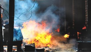 A fire in the Aswei factory, explosion in the cylinder