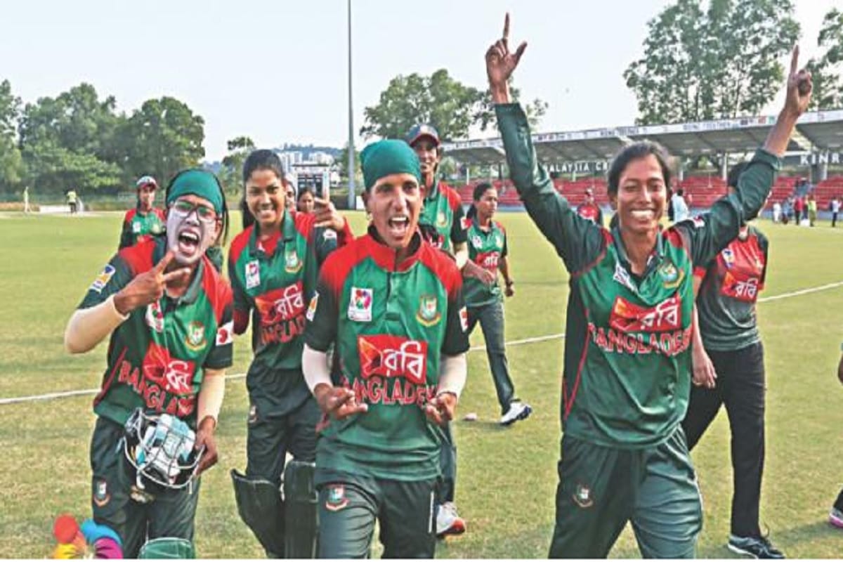 bangladeshi cricketers celebrated indian women cricket team loss in asia cup