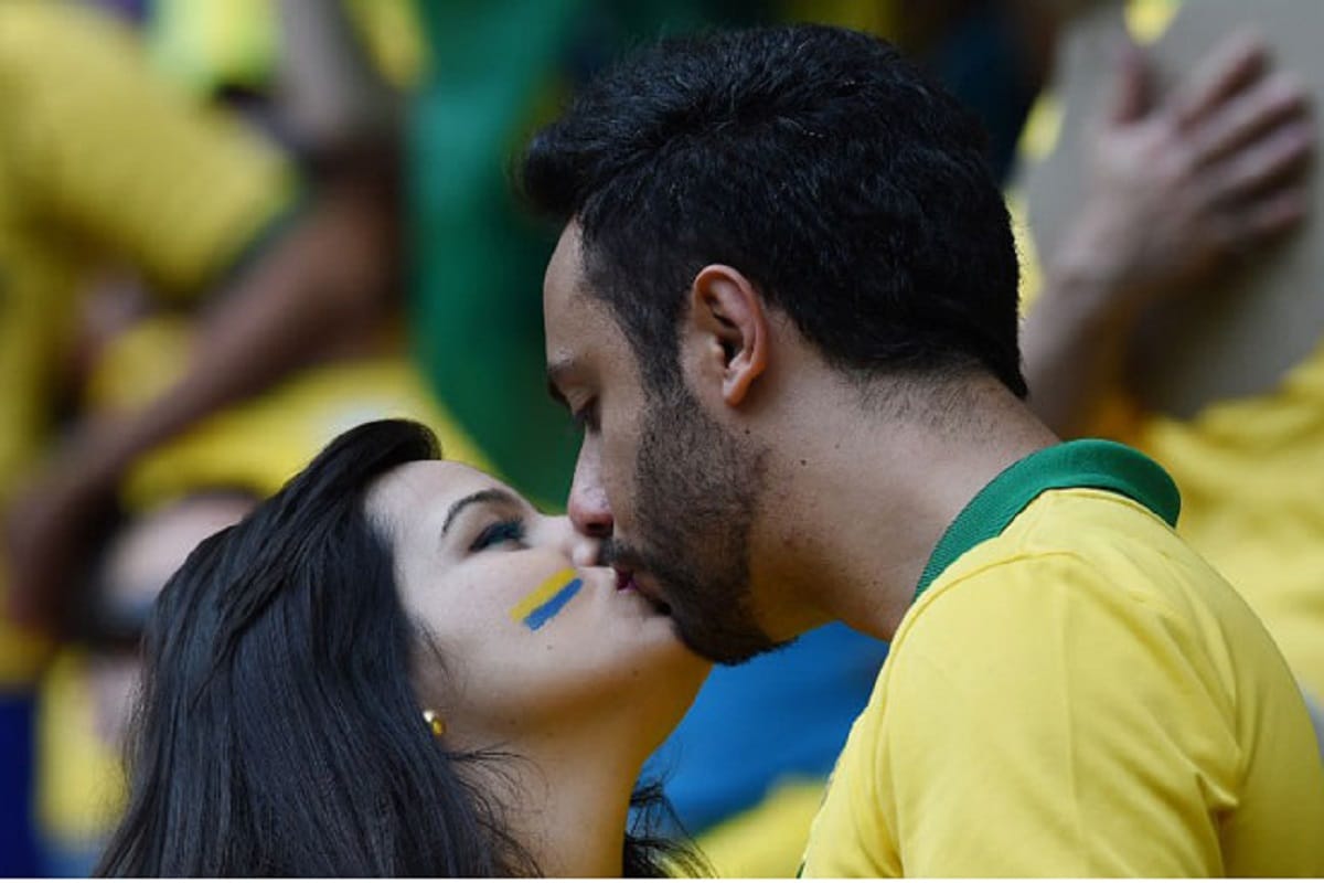 fifa world cup 2014 flashback selfie and flying kiss