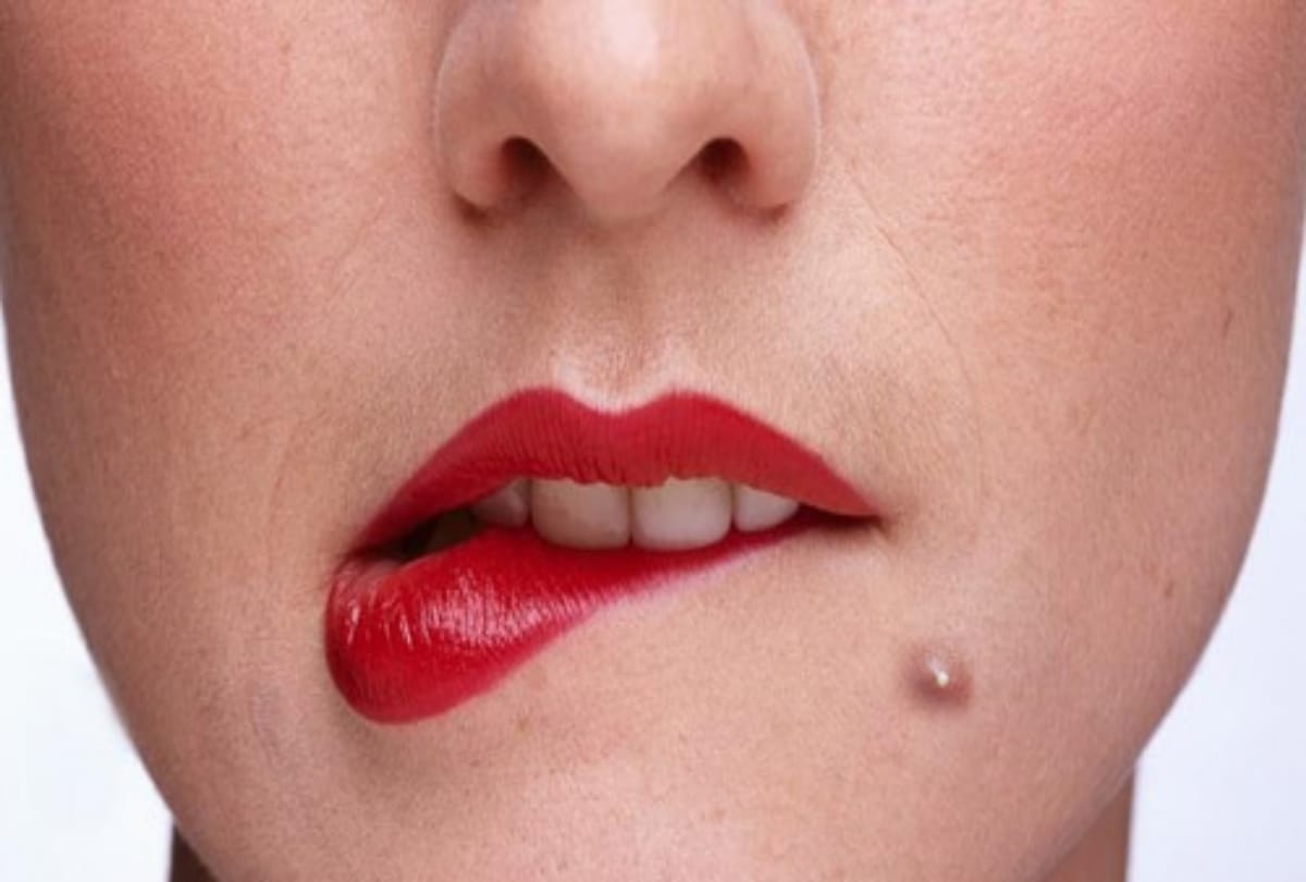 tips for period pimple chin cystic acne