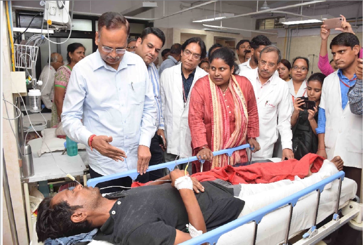 without license delhi health minister Satyendra Jain inaugurate the first bone bank 