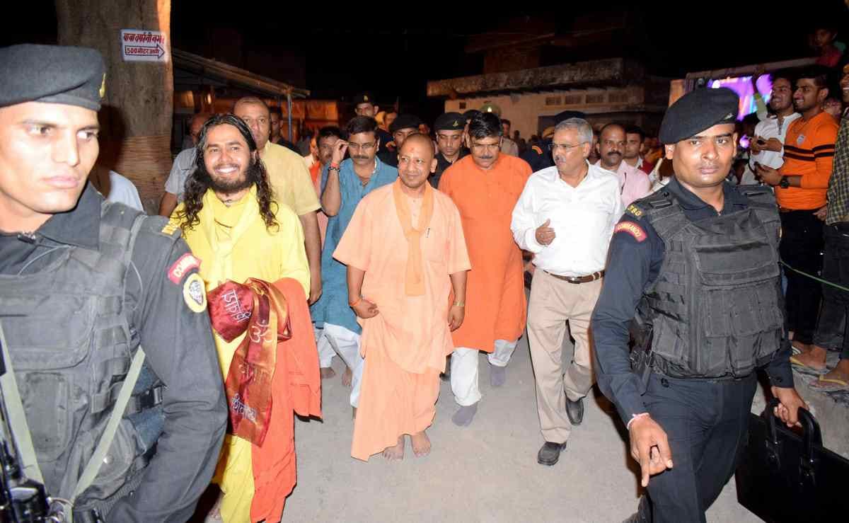 CM yogi create history in varanasi