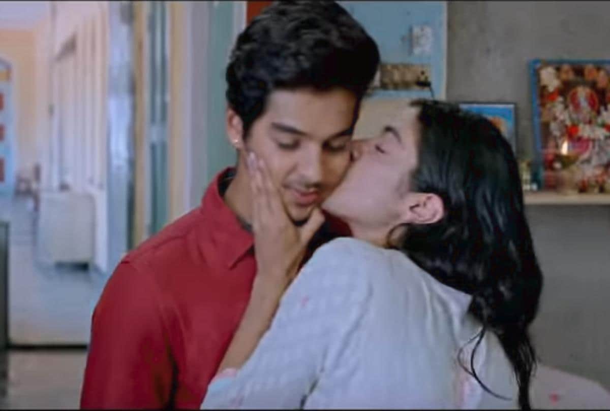 dhadak and sairat  Comparison Between Budget, Salary & Box Office