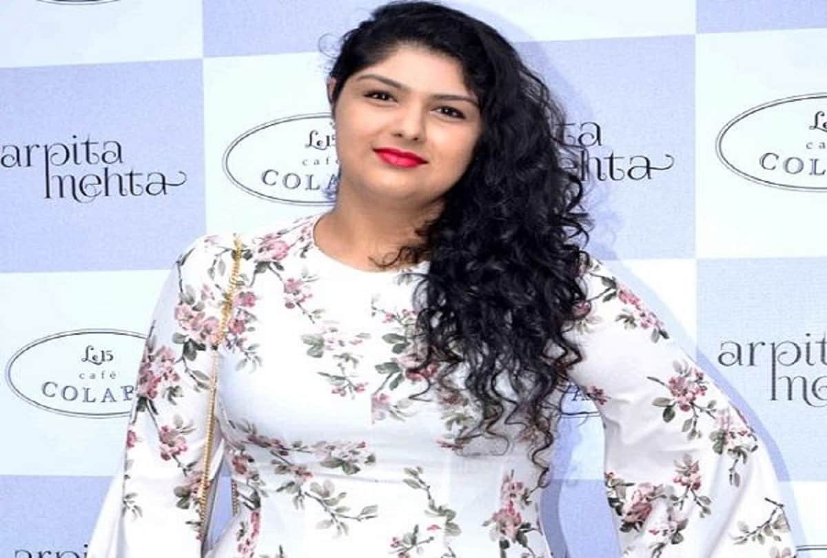 Janhvi Kapoor and Arjun Kapoor get emotional on Anshula Kapoor birthday