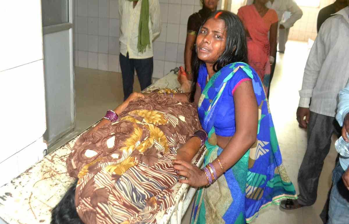 Gas cylinder leak in azamgarh six people died