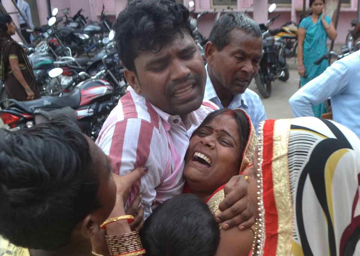 Gas cylinder leak in azamgarh six people died