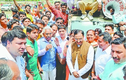 Rally for bjp government four years in uttarakhand