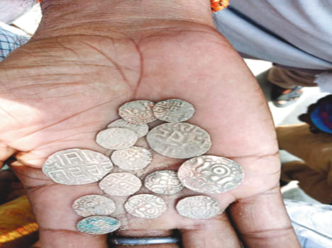 Mughal coins found in Raha village