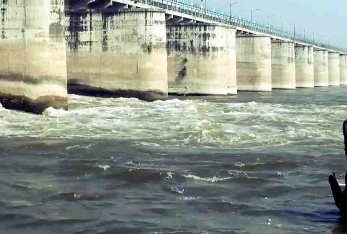 Adani's company to get the Ganges to get rid of dirt next month will start work