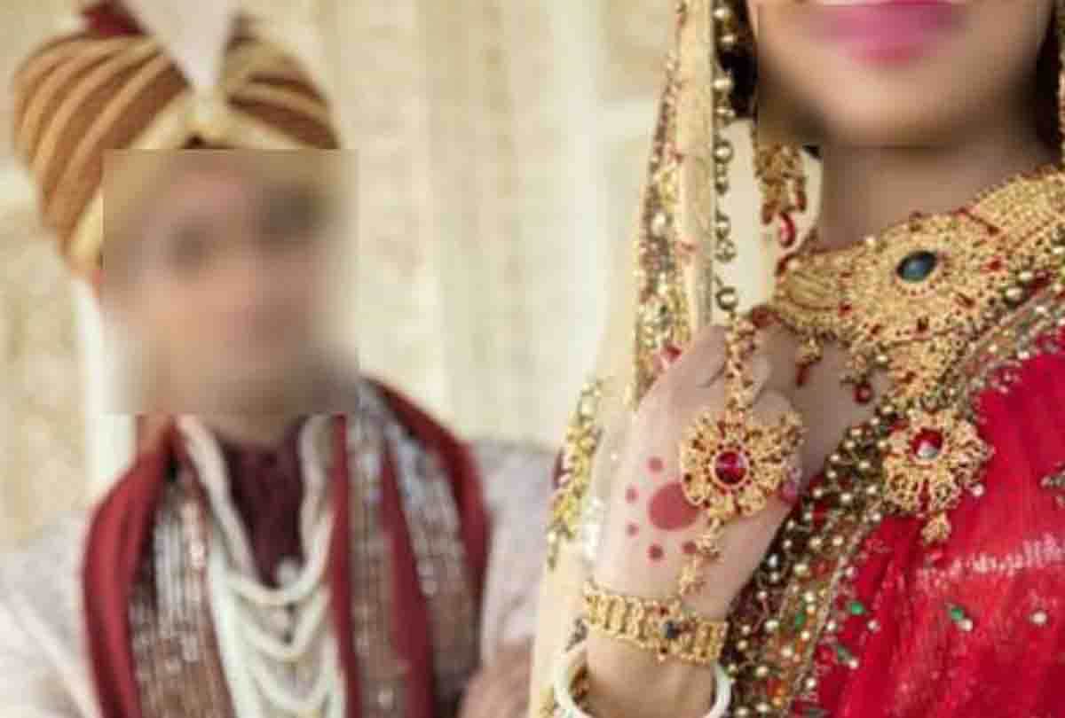 Why do girl change their mobile number after marriage