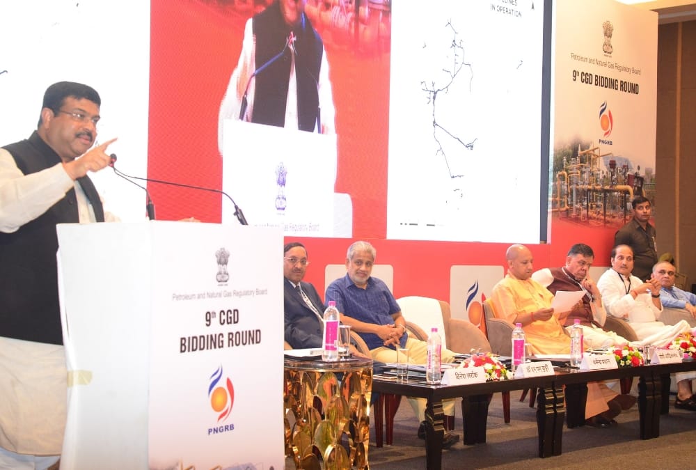dharmendra pradhan says petrolium products should come under GST.