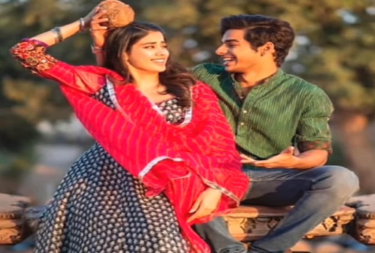 Janhvi Kapoor And Ishan Khattar Get Puppy On Sets Of Indias Best Dramebaaz