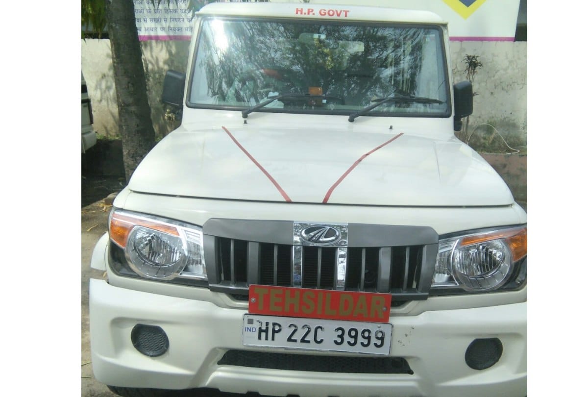 Beacons gone now name plates to show status on Roads in Hamirpur Himachal Pradesh
