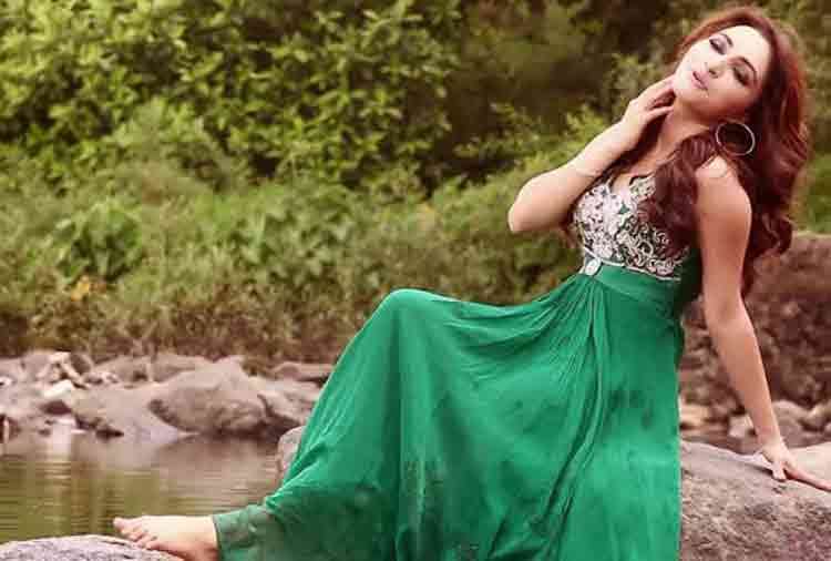 5 TOP PUNJABI HEROINES WHO CAN FAIL DEEPIKA AND KATRINA IN BOLLYWOOD