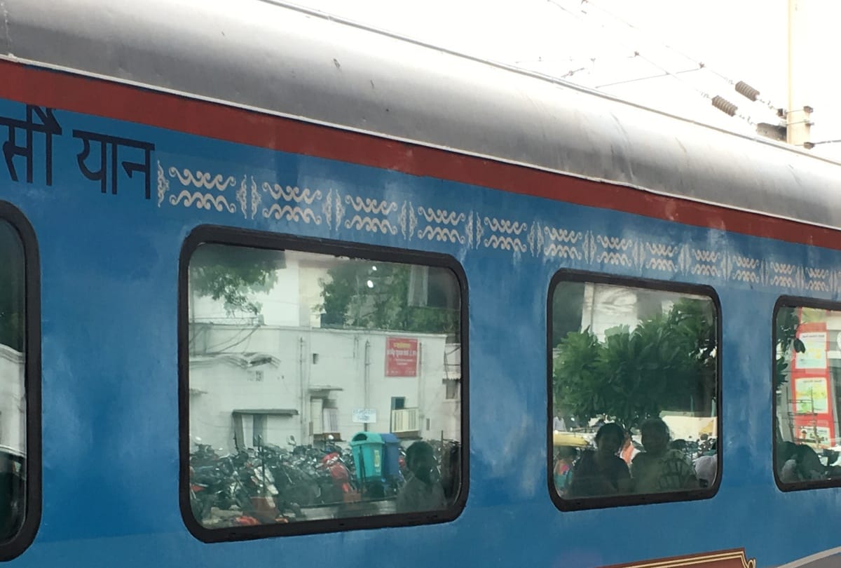passengers liked new Bogie of sahtabdi 