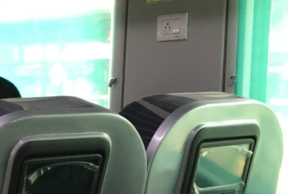 passengers liked new Bogie of sahtabdi 