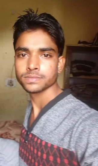 yong man suside in  hanging 
