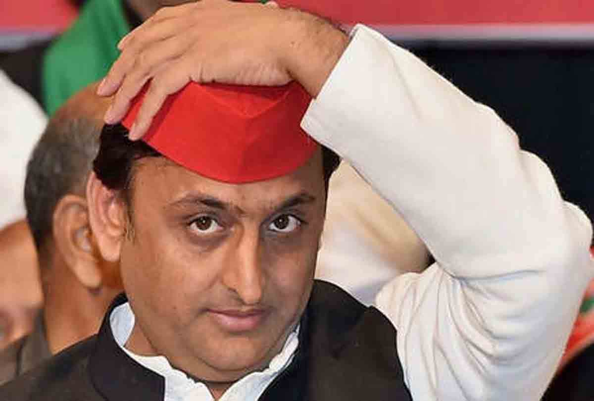 After leaving official bungalow akhilesh put his side