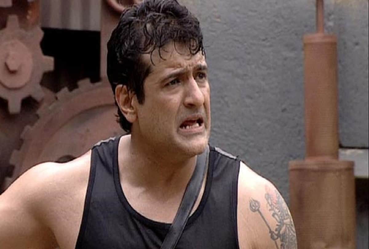 Bigg Boss ex contestant Armaan Kohli arrested for possessing 41 bottles of liquor illegally