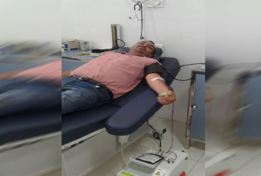  Muslim youth broke roza for save hindu brother life