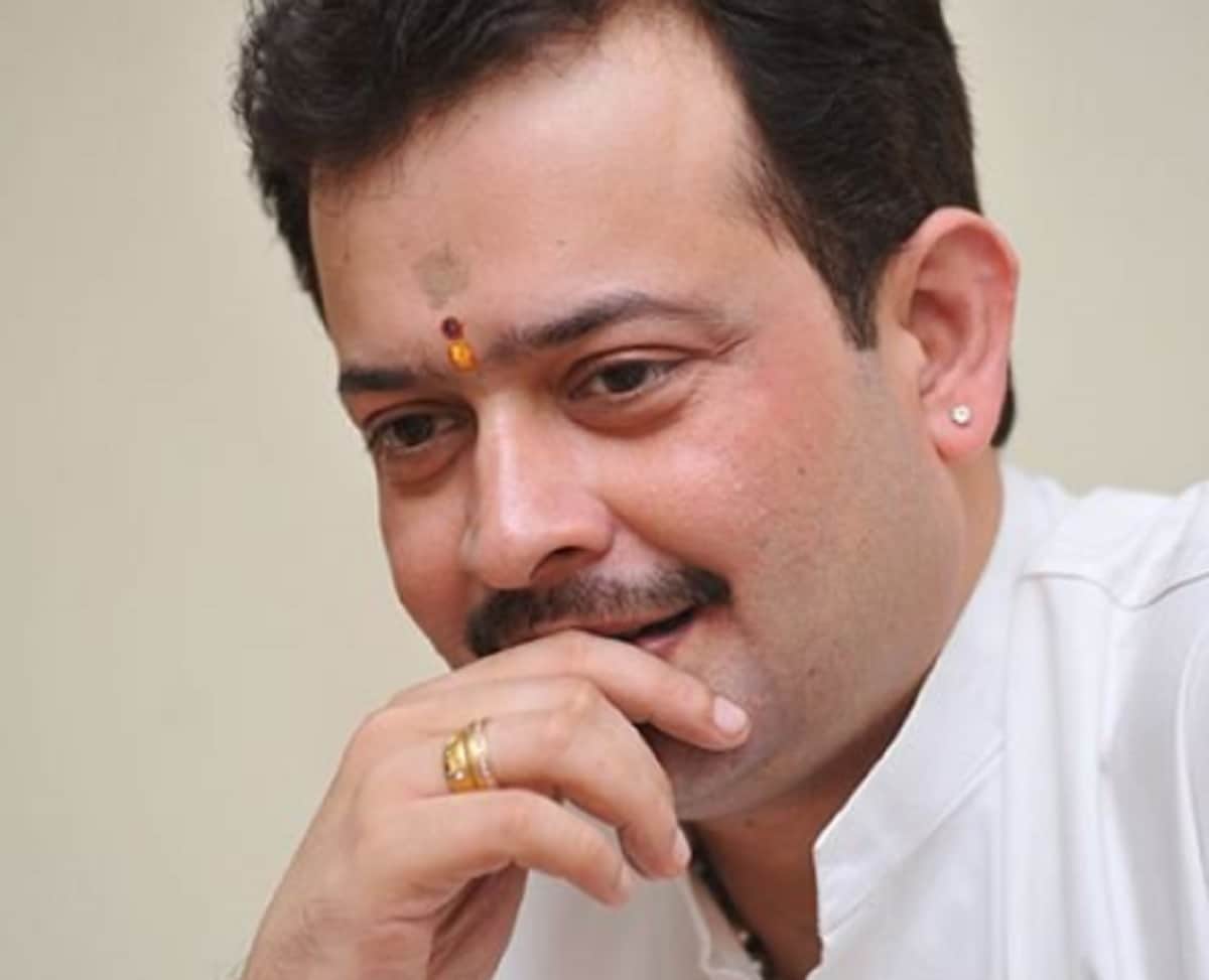 bhayyuji maharaj 200 crore property and lifestyle