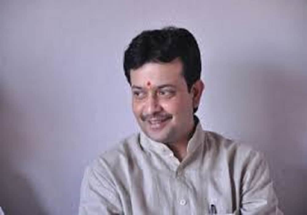 bhayyuji maharaj 200 crore property and lifestyle