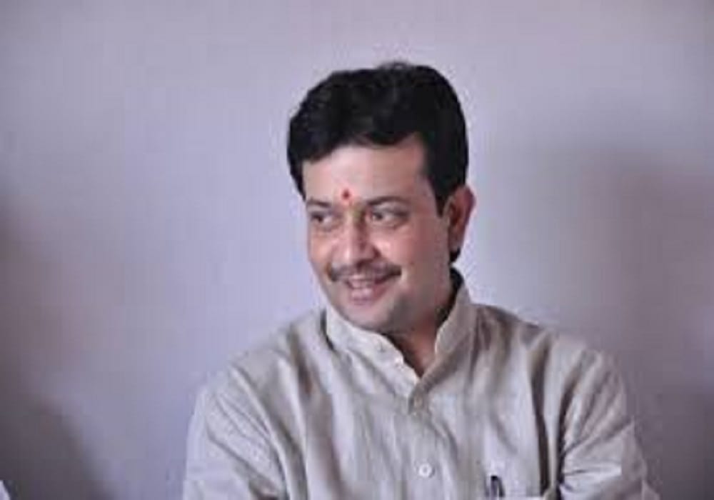 bhayyuji maharaj 200 crore property and lifestyle