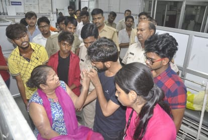 mother and her daughter got beaten in lucknow.
