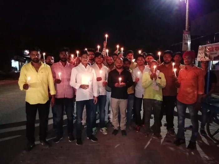 tribute to dead students in accident