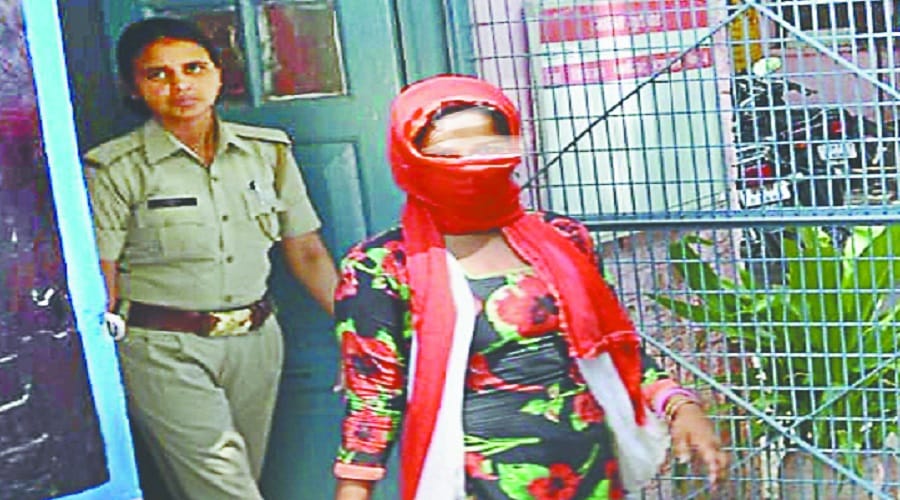 UP: Selling the Kinnar by telling the girl, watch Video