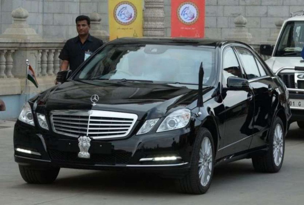 The indian president Official car have no number plate