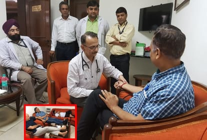 kejriwal satyendra jain and manish sisodia strike at lg anil baijal office