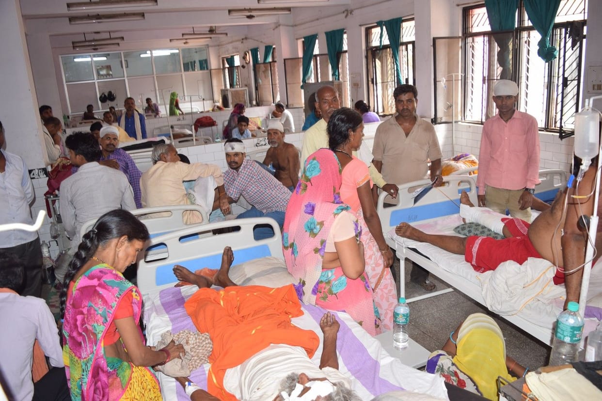 निजी अस्पताल की लेटलतीफी से बिगड़ी नवजात की हालत