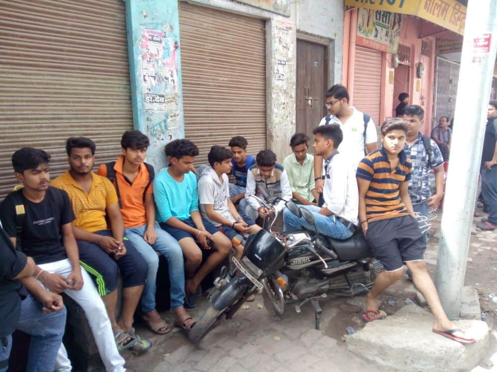 firozabad photos from Shirdi were sent to relatives 