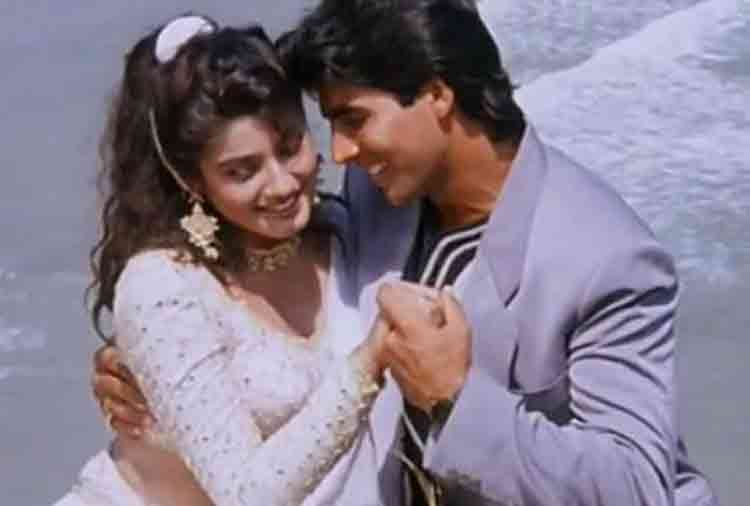AKSHAY KUMAR CLOSE TO REKHA BREAK THE RELATION WITH RAVEENA TANDON
