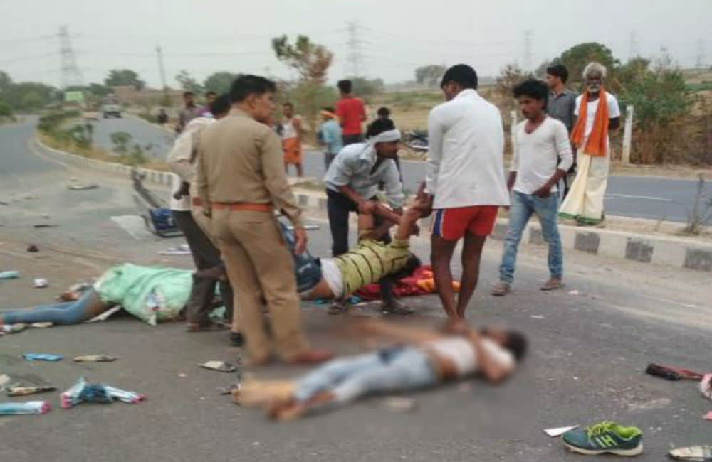 17 people killed in tourist bus accident mainpuri