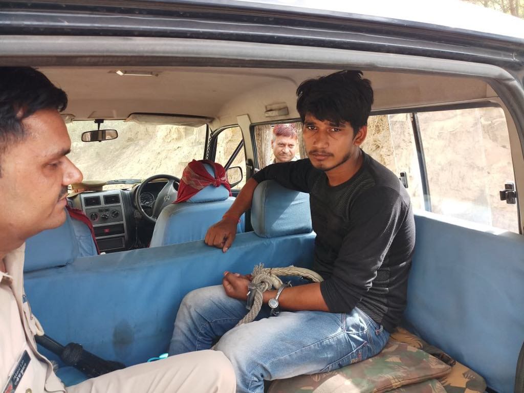 rape victim dead body found near Yamuna river