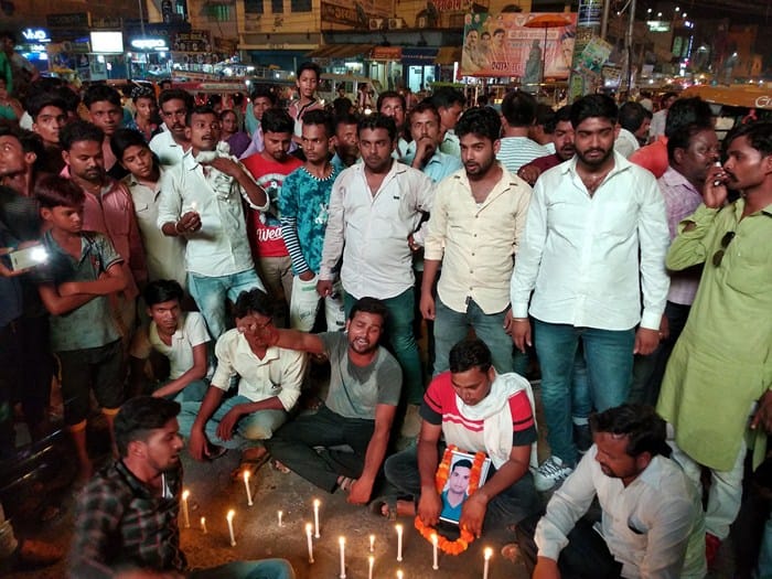 demand of accused arresting 