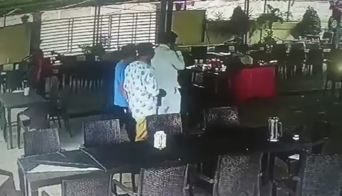 Who is this woman with bhayyuji maharaj, whom he met in restaurant a day before suicide