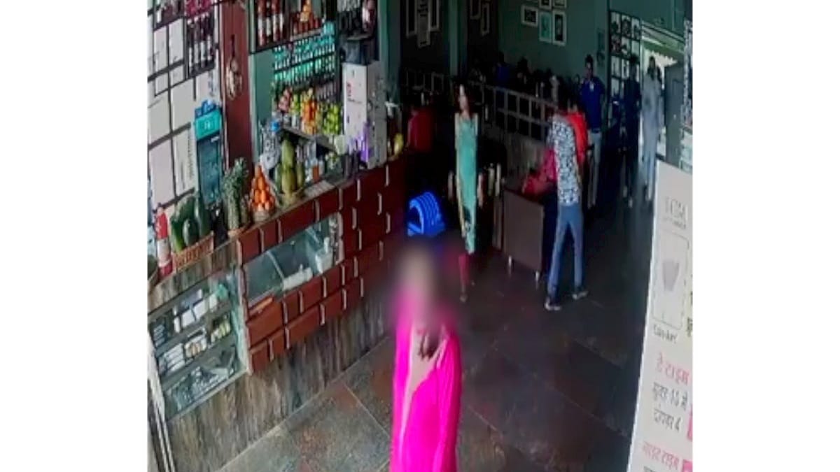 Who is this woman with bhayyuji maharaj, whom he met in restaurant a day before suicide