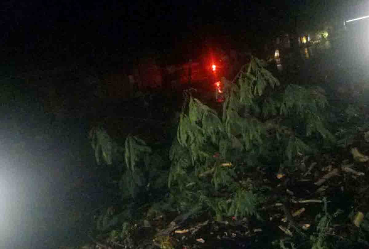 Thunderstorm and heavy rain in kanpur
